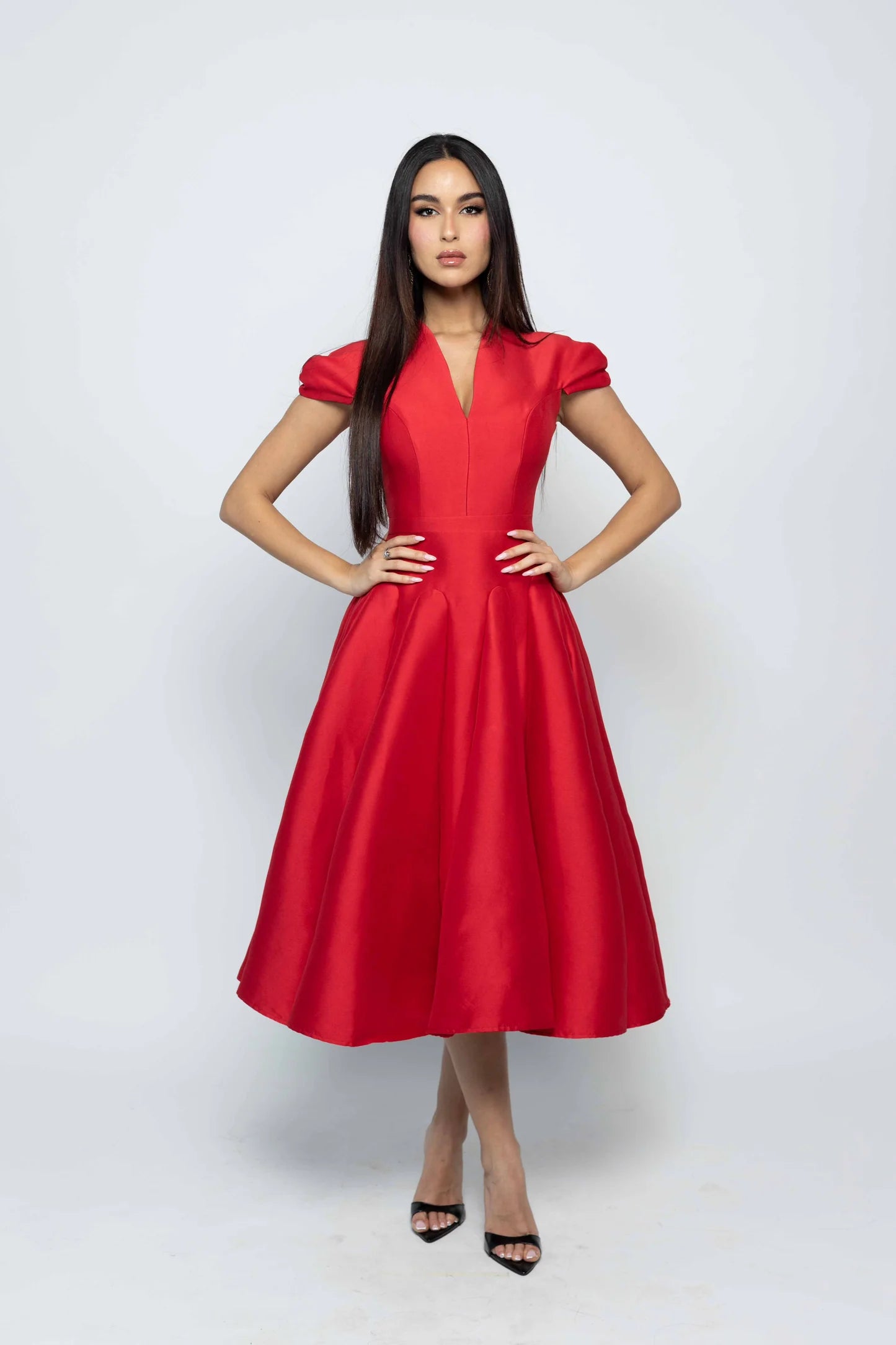 Bourgeoise – El Vestido de Elegancia Esculpida